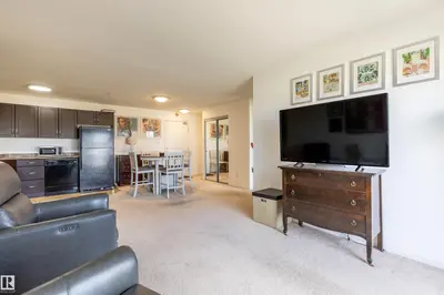 Interior photo 4 of #224 9910 107 ST