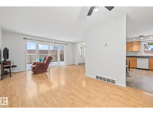 145B ROYAL RD NW, Edmonton - $260,000