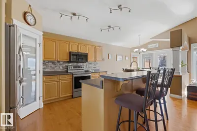 Interior photo 3 of 9 DANFIELD PL