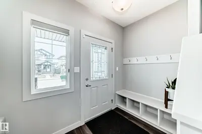 Interior photo 1 of 6919 CARDINAL WD SW