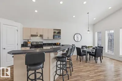 Interior photo 2 of 13117 162A AV NW