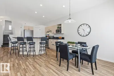 Interior photo 4 of 13117 162A AV NW