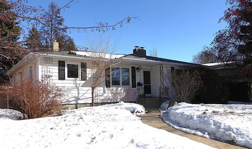 13576 107A AV NW NW, Edmonton - $589,000