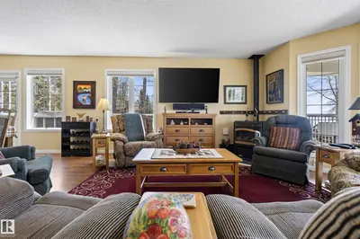 Interior photo 2 of 77 Lakeshore DR