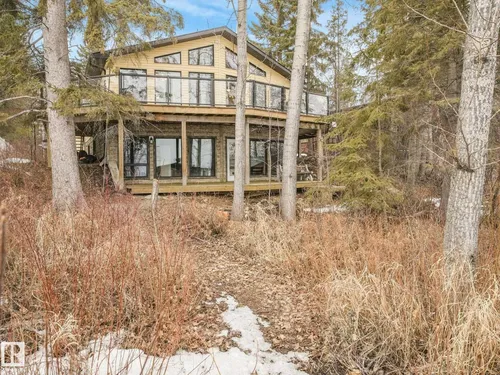 #90 2001 TWP RD, Rural Leduc County - $779,500