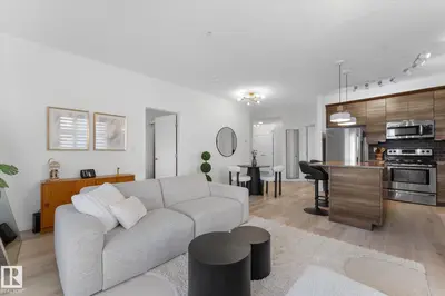 Interior photo 3 of #313 2590 ANDERSON WY SW