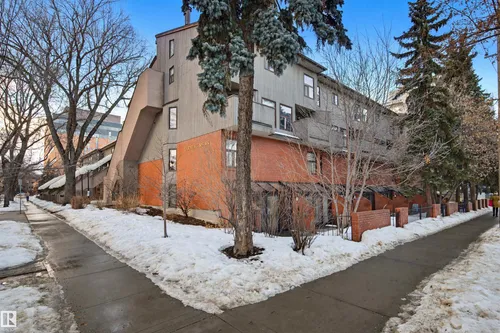 11108 83 AV NW NW, Edmonton - $289,995