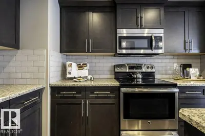 Interior photo 3 of 471 REED CR