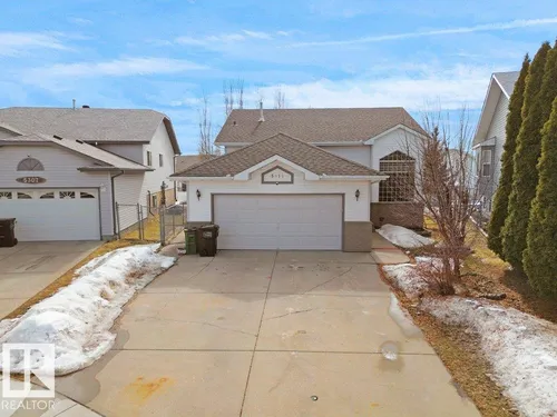 5311 156 AV NW, Edmonton - $499,800
