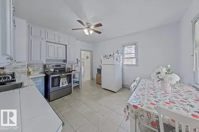 Interior photo 1 of 10939 96 ST NW