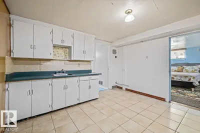 Interior photo 3 of 10939 96 ST NW