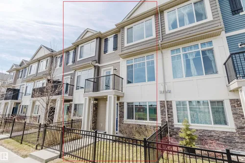 #3 11373 12 AV NW, Edmonton - $425,000