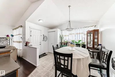 Interior photo 3 of 15112 139 ST NW