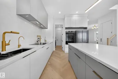 Interior photo 2 of 132 29 ST SW
