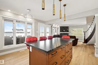 Interior photo 2 of 104 BAYVIEW DR