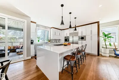Interior photo 4 of 9235 148 ST NW