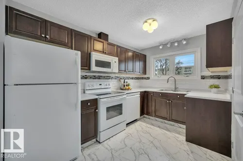 12140 53 ST NW, Edmonton - $450,000