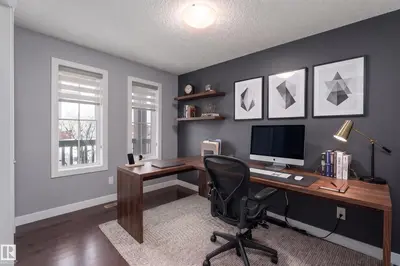 Interior photo 3 of 411 WATT BV SW