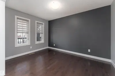 Interior photo 2 of 411 WATT BV SW