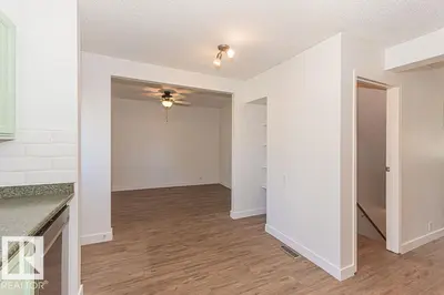 Interior photo 4 of 1035 VILLAGE DR