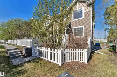 Interior photo 1 of #48 3075 TRELLE CR NW