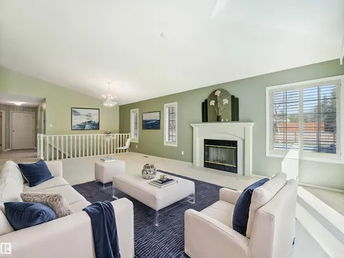 146 OEMING RD NW, Edmonton - $425,000