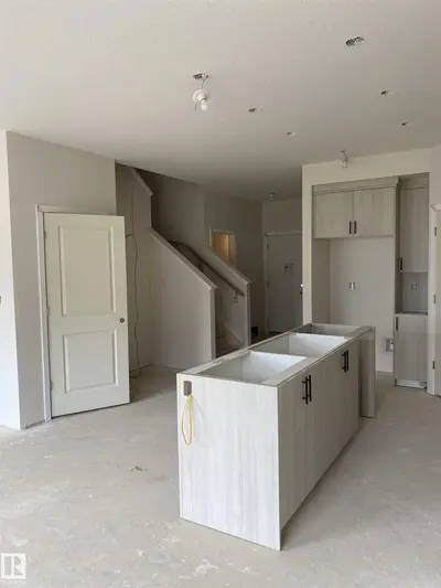 Interior photo 2 of 2362 MUCKLEPLUM WY SW