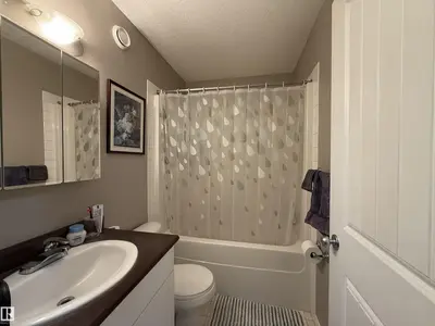 Interior photo 2 of 15113 Township Road 670