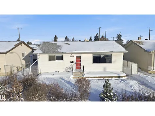 5208 90 AV NW, Edmonton - $449,000