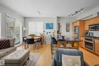 Interior photo 4 of #334 10023 110 ST NW