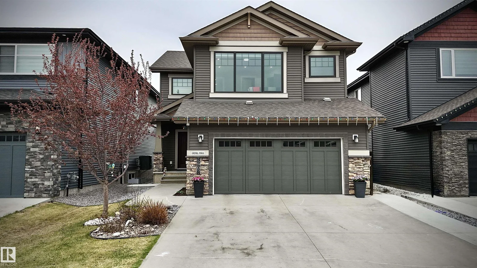 5907 19 AV SW, Edmonton - 5 bedroom Detached Single Family for sale