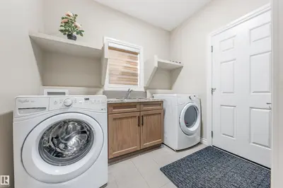 Interior photo 4 of 5907 19 AV SW