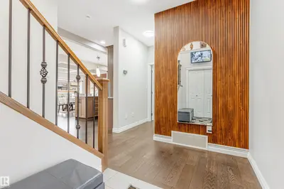 Interior photo 2 of 5907 19 AV SW