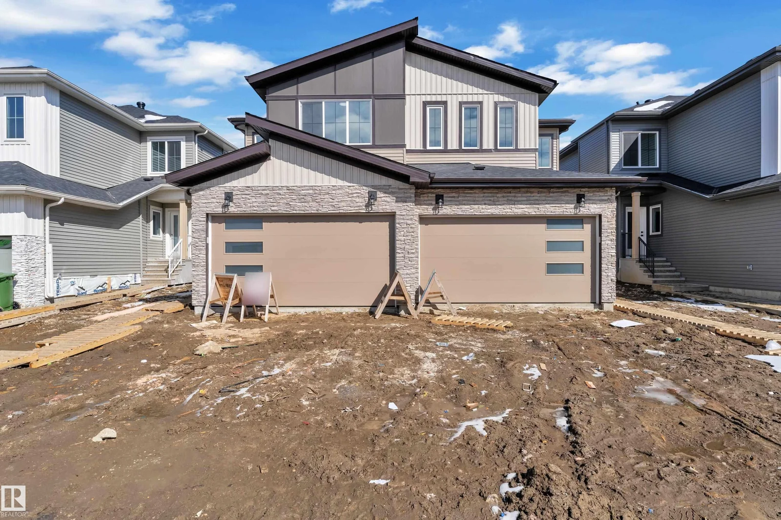 3610 40 Avenue, Beaumont - 3 bedroom Duplex for sale