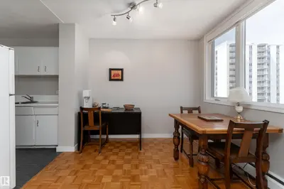 Interior photo 4 of #1006 9816 112 ST NW