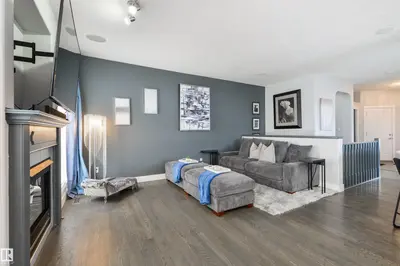 Interior photo 4 of 46 LONGVIEW CR