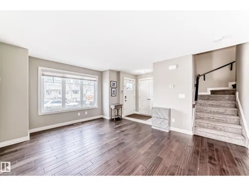 10519 114 AV NW, Edmonton - $424,900
