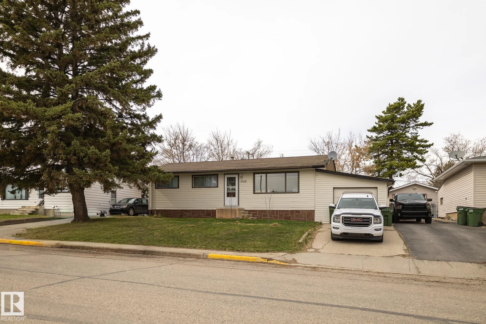 5132 49 AV, Onoway - 3 bedroom Detached Single Family for sale