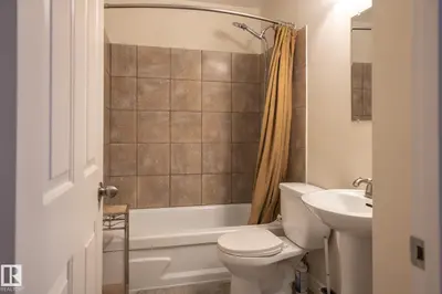 Interior photo 2 of 5132 49 AV