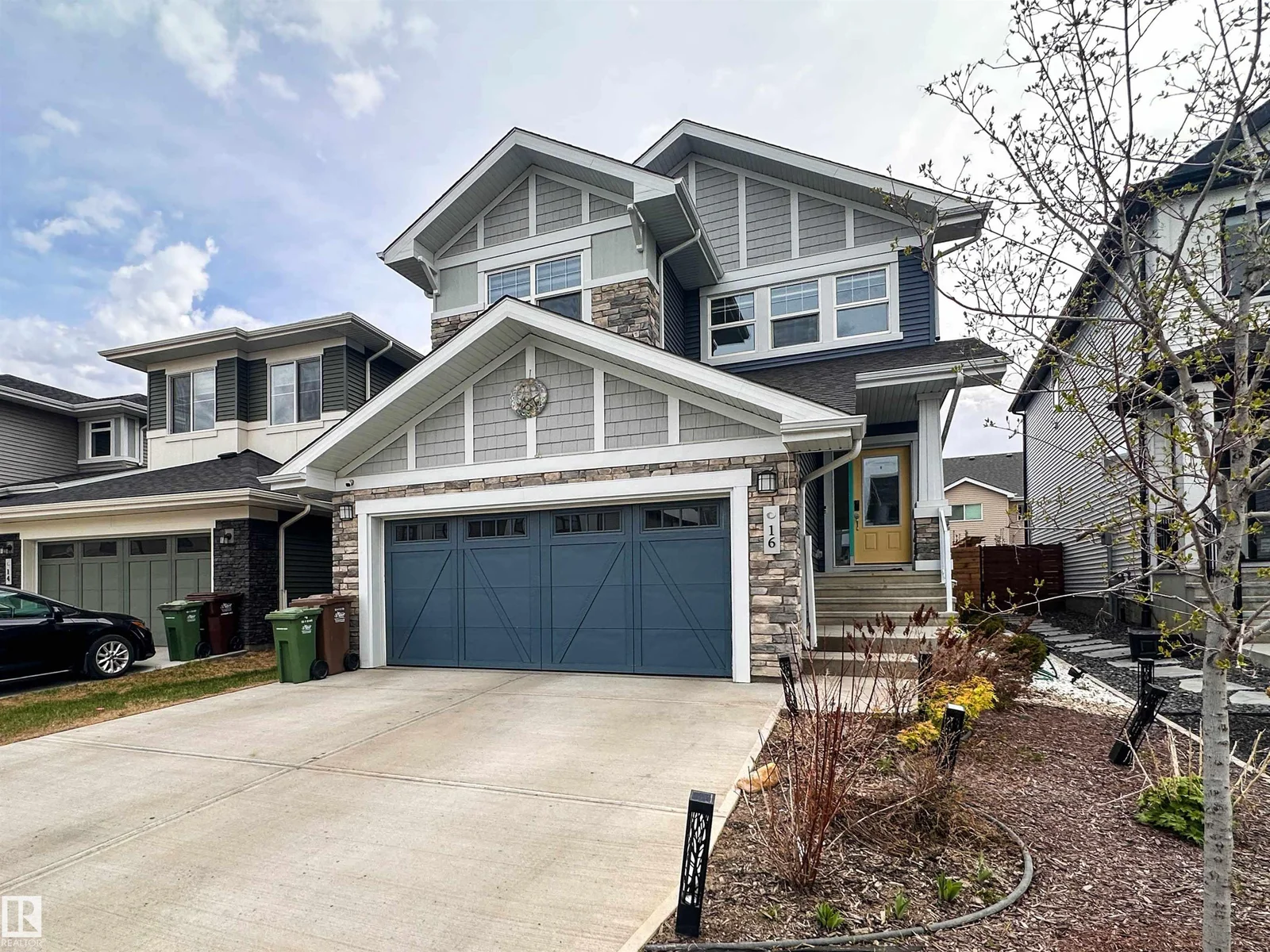 16 JENNIFER CR, St. Albert - 5 bedroom Detached Single Family for sale
