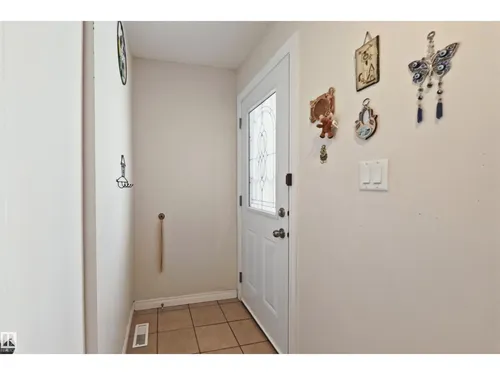 10031 173 AV NW, Edmonton - $269,900