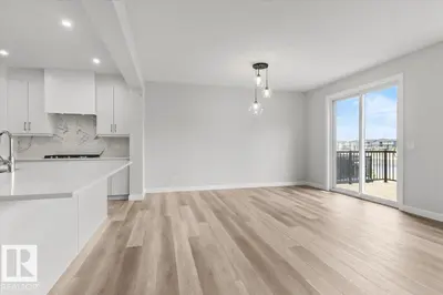 Interior photo 4 of 2624 206 ST NW