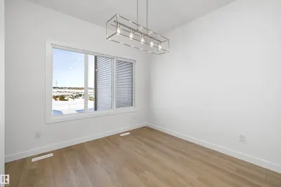 Interior photo 3 of 516 176 AV NE