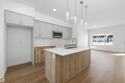 Interior photo 2 of 516 176 AV NE