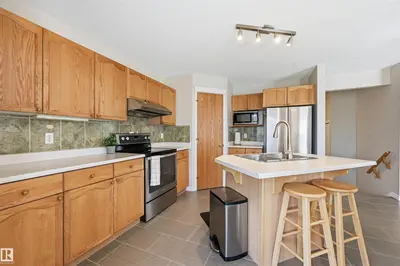 Interior photo 2 of 4831 147 AV NW