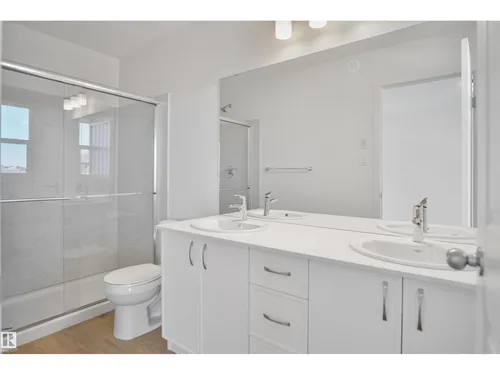 8464 183 AV NW, Edmonton - $551,247