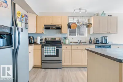 Interior photo 2 of 57 SUNTREE PM