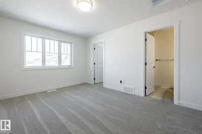 Interior photo 4 of 3 Worwyck CM