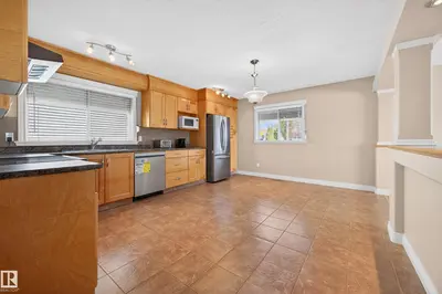 Interior photo 4 of 13916 61 ST NW NW