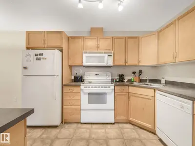 Interior photo 2 of #A 115 78 MCKENNEY AV